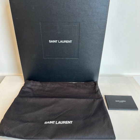 NWT SAINT LAURENT Jodie Metallic 135 Patent Leather Platform Sandals Silver 39.5 - Picture 14 of 15